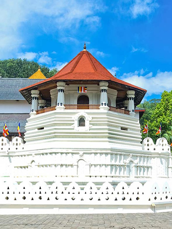 Sri Dalada Maligawa Temple of the Tooth Relic