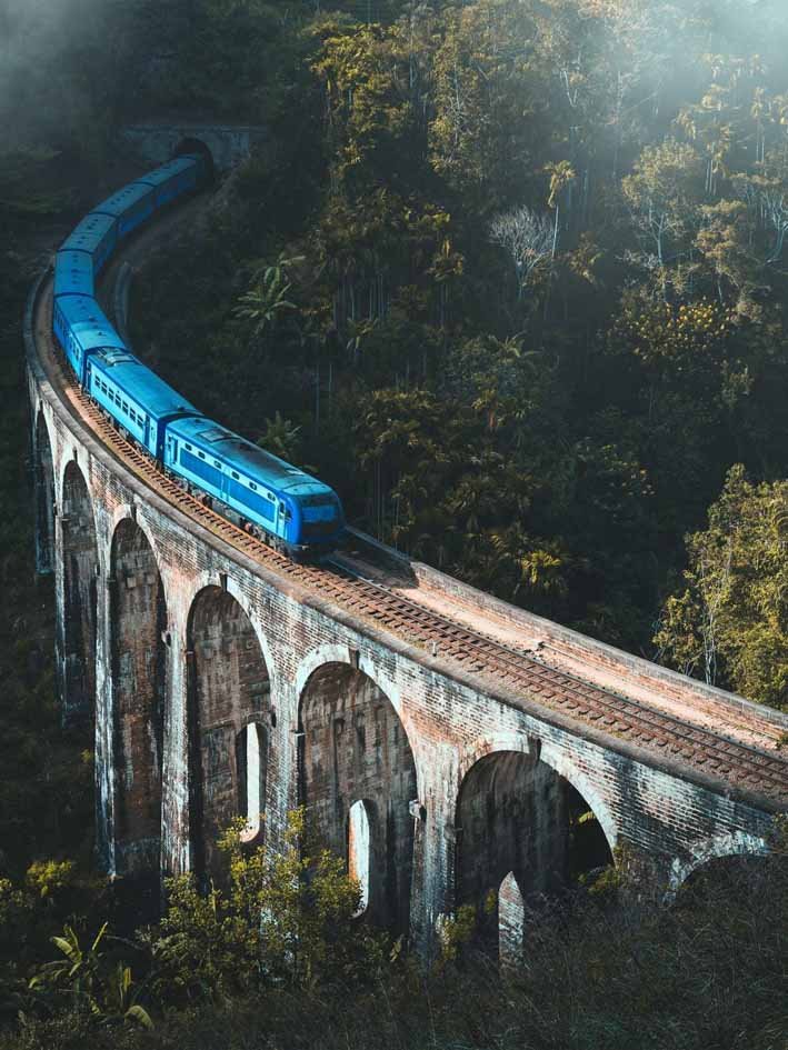 demodara nine arch bridge ella sri lanka